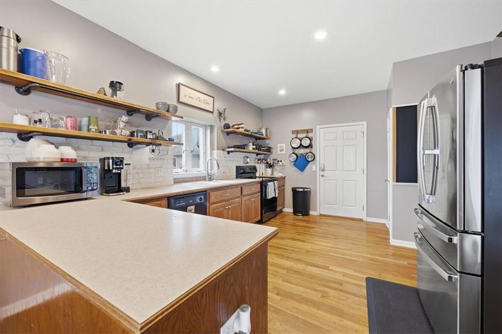 Photo 6 of 413 Hillbrook Court