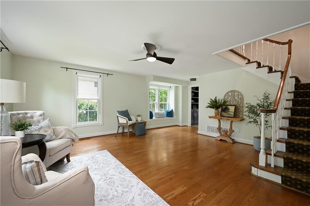 Photo 5 of 508 SE Green Street