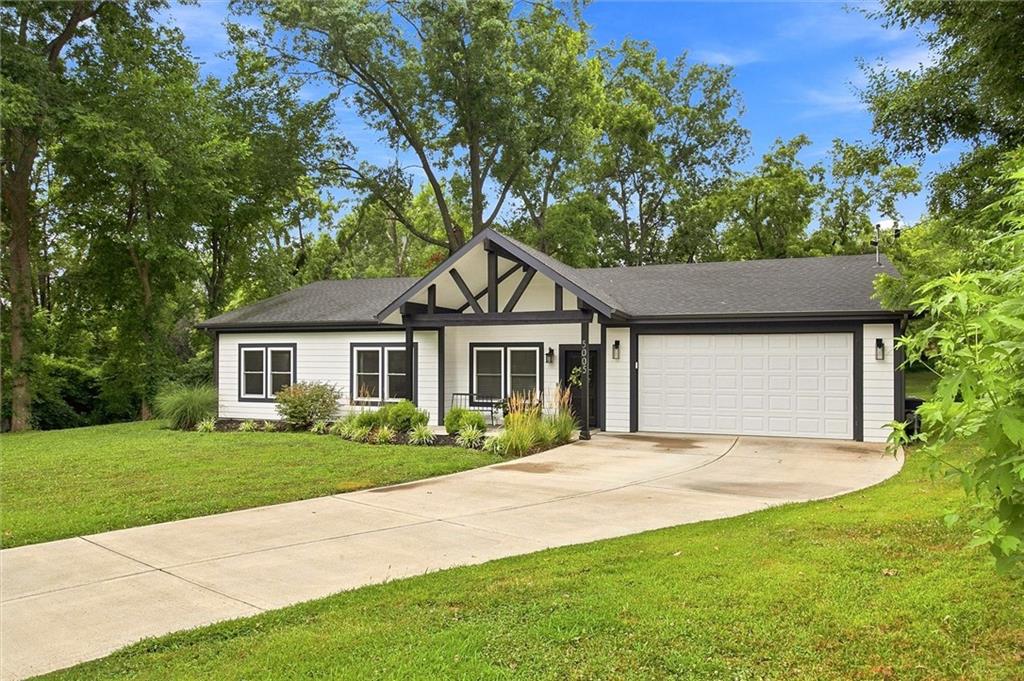 Photo 2 of 5005 WELBORN Lane