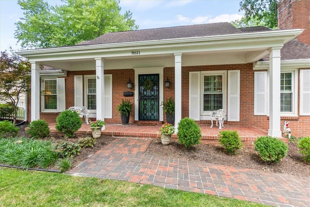 Photo 6 of 8611 Belleview Avenue