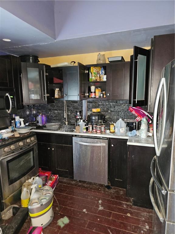 Photo 5 of 11411 Oakland Avenue