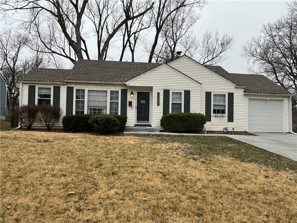 Photo of 8326 Madison Avenue in Kansas City, MO