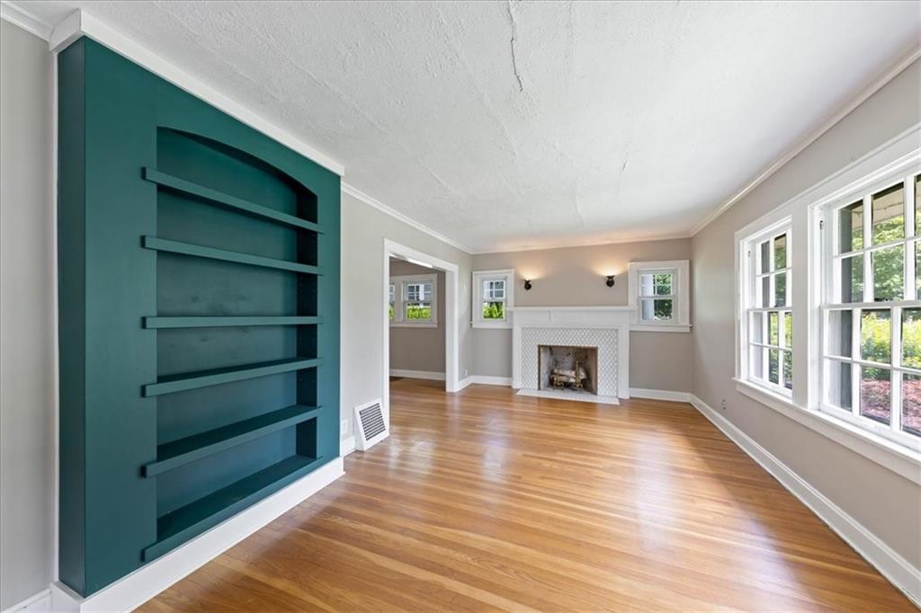 Photo 5 of 6152 Locust Street