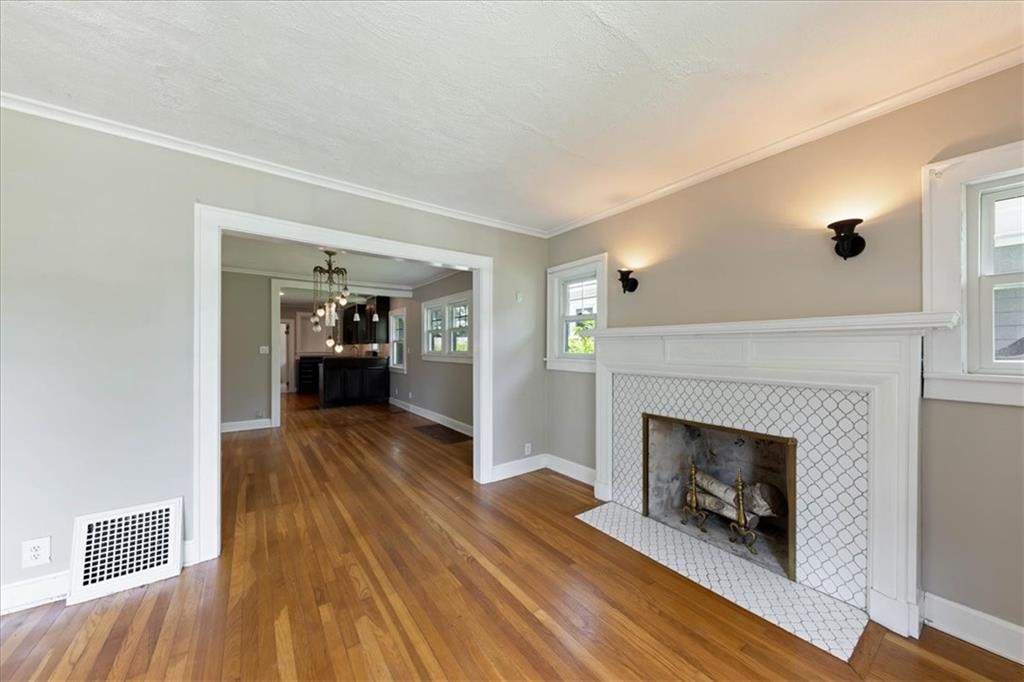 Photo 6 of 6152 Locust Street