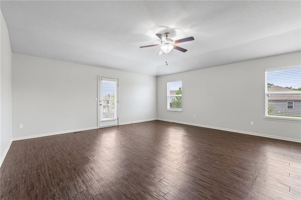 Photo 4 of 31815 W 171st Street