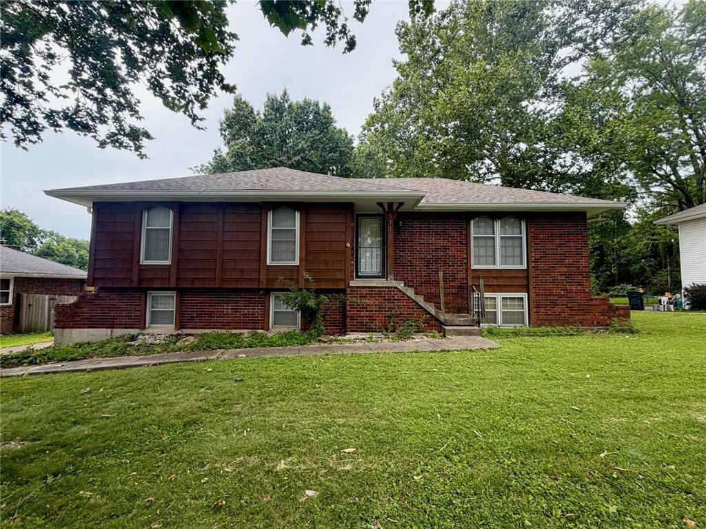 Photo of 511 Northeast 1st Street in Blue Springs, MO