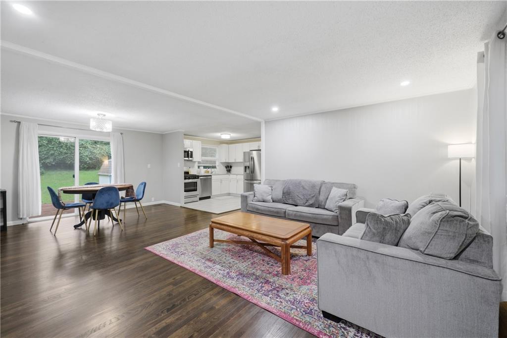 Photo 4 of 1204 NE 62nd Street