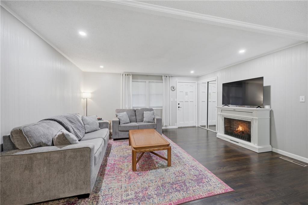 Photo 6 of 1204 NE 62nd Street