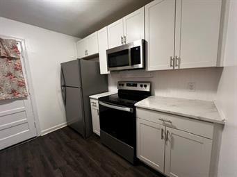 Photo 7 of 7800 E 86th Street