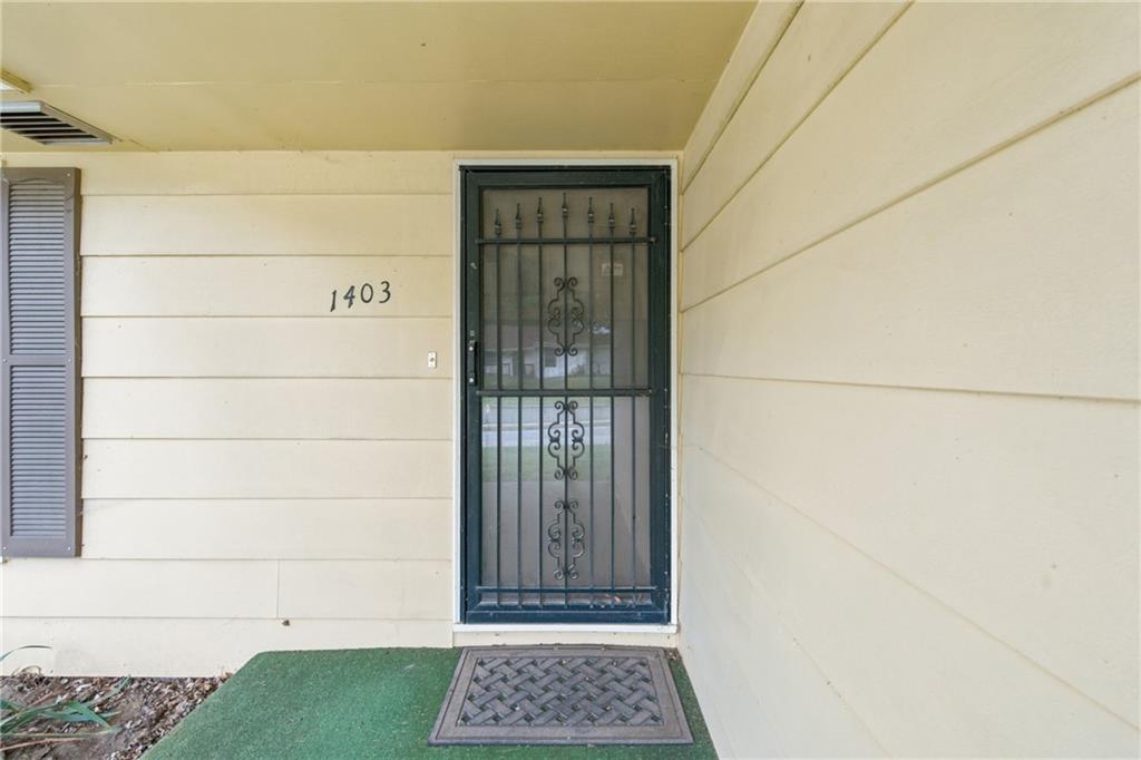 Photo 5 of 1403 Shawnee Street