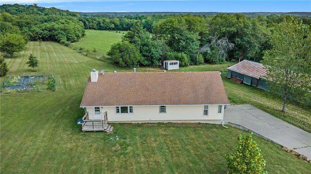 Photo of 22248 McIntyre Road in Leavenworth, KS