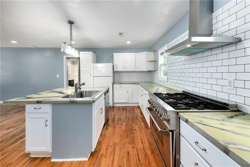 Photo 6 of 1609 Michael Street