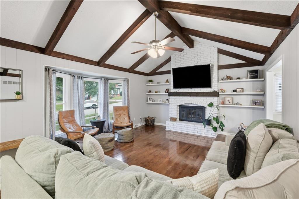 Photo 4 of 414 Kingsley Avenue