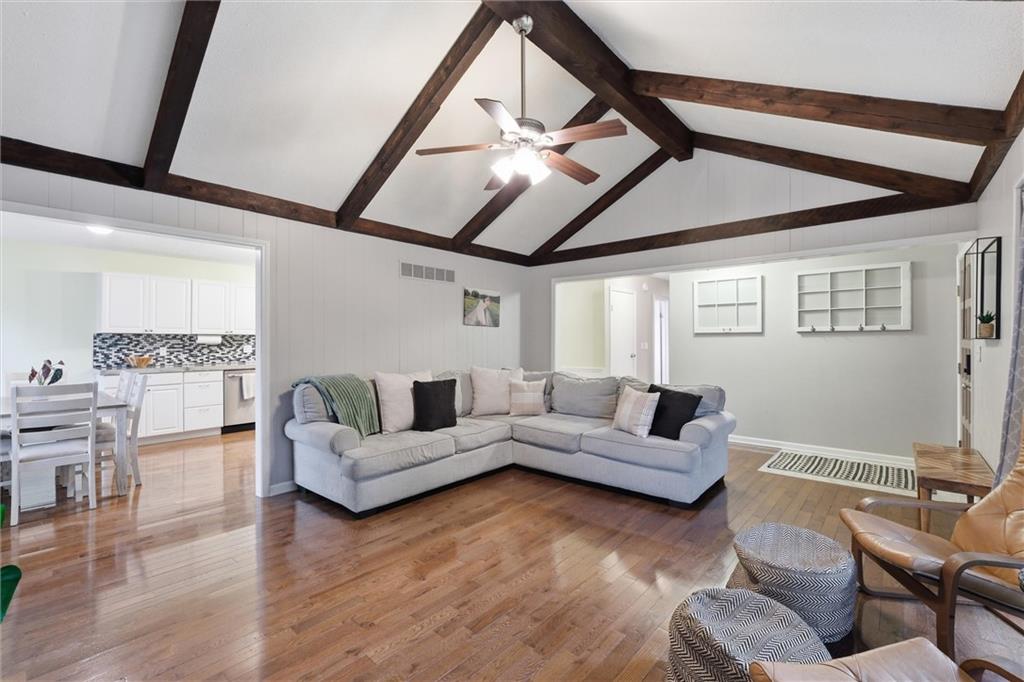 Photo 5 of 414 Kingsley Avenue
