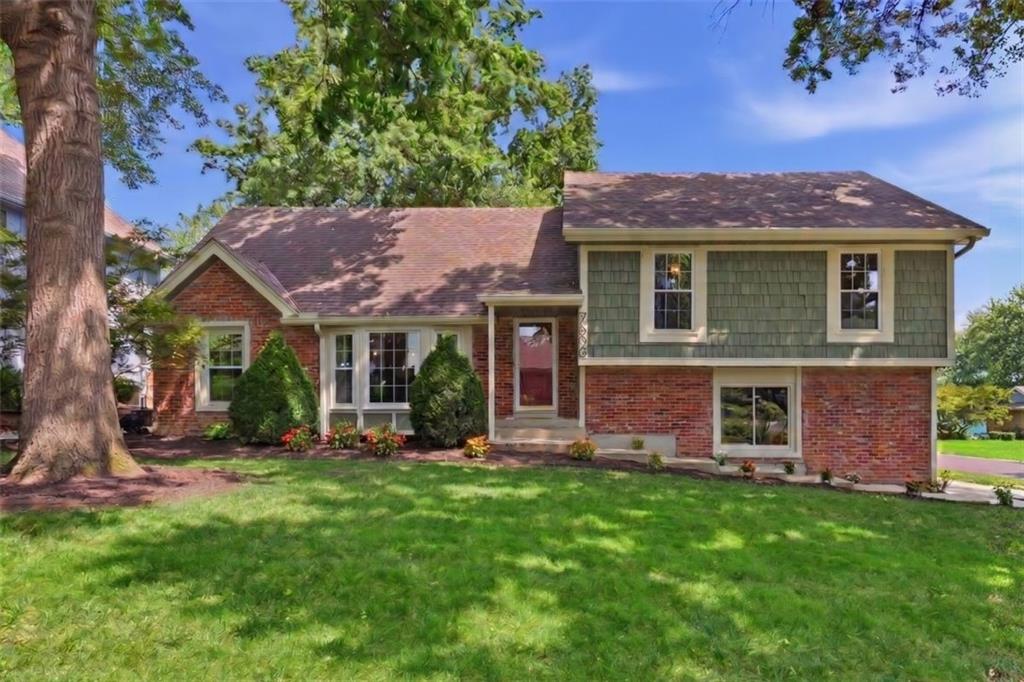 Photo of 7500 W 98th Terrace