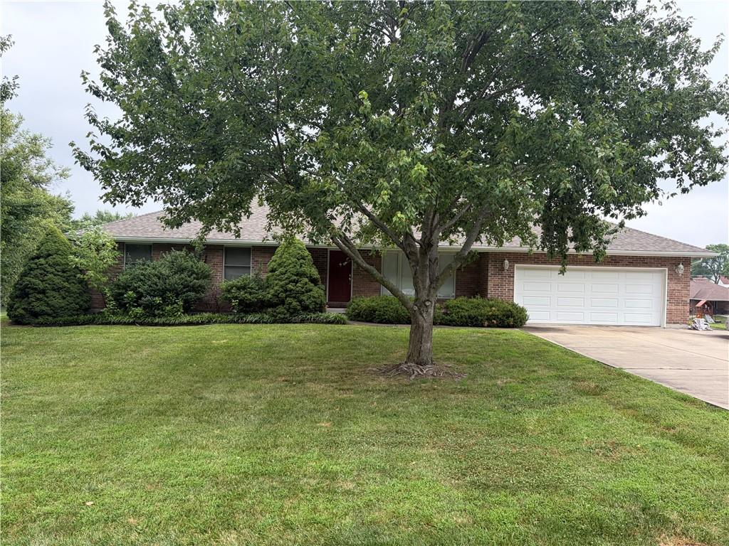 Photo of 18103 Murphy Road in Smithville, MO