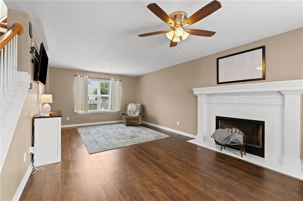 Photo 4 of 9824 N Overton Street