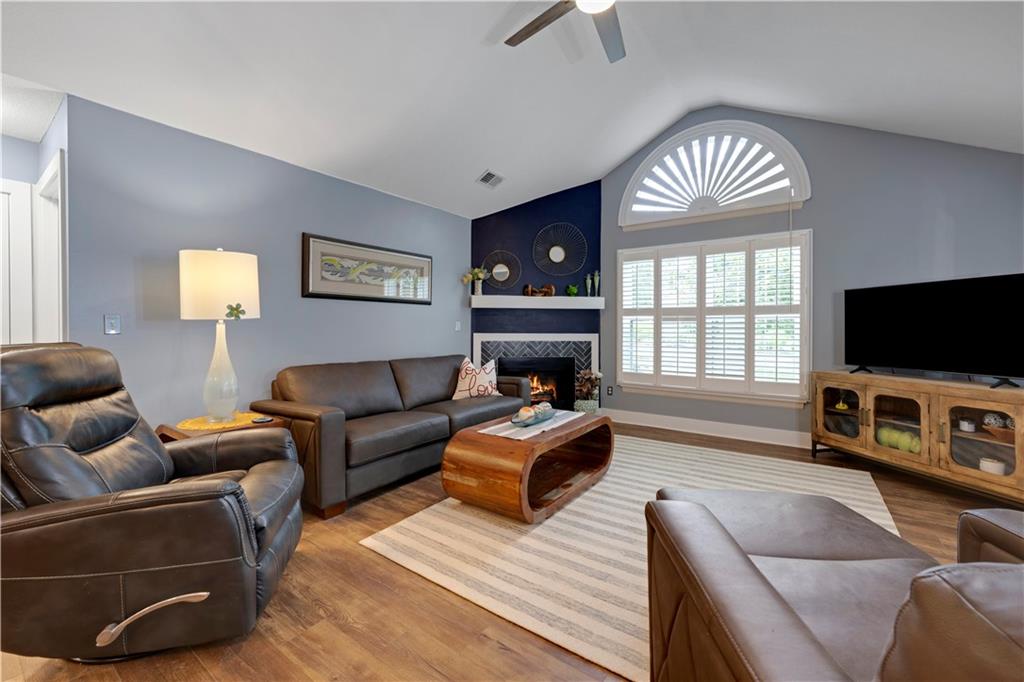 Photo 7 of 2046 W 139th Street