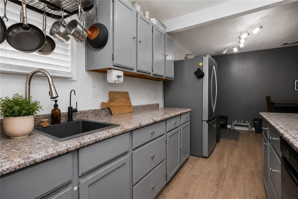 Photo 3 of 2720 S 52nd Street