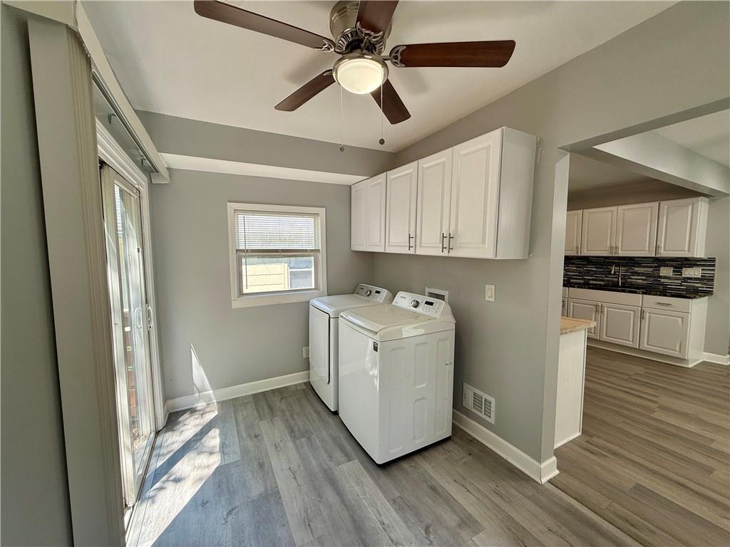 Photo 4 of 2809 E 39th Street