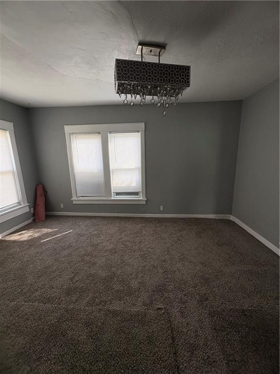 Photo 4 of 452 Donnelly Avenue