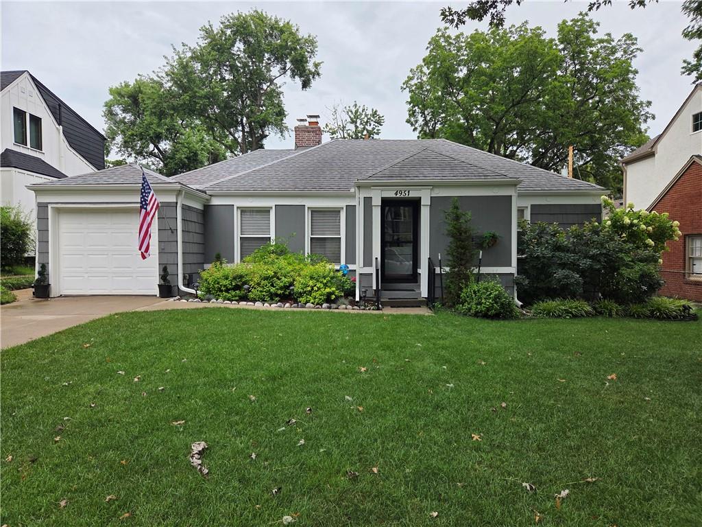 Photo of 4951 Norwood Street in Westwood, KS