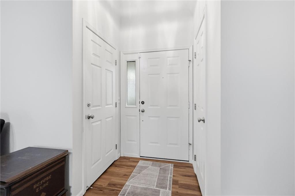 Photo 4 of 15724 Travis Street
