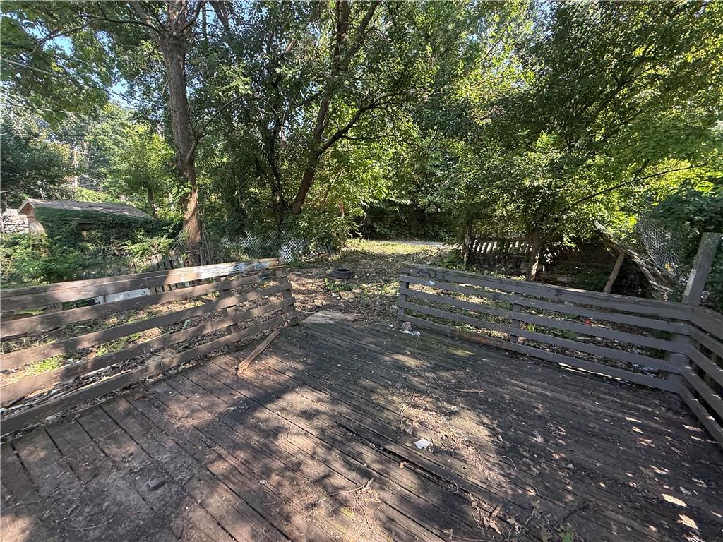 Photo 4 of 931 Sandusky Avenue