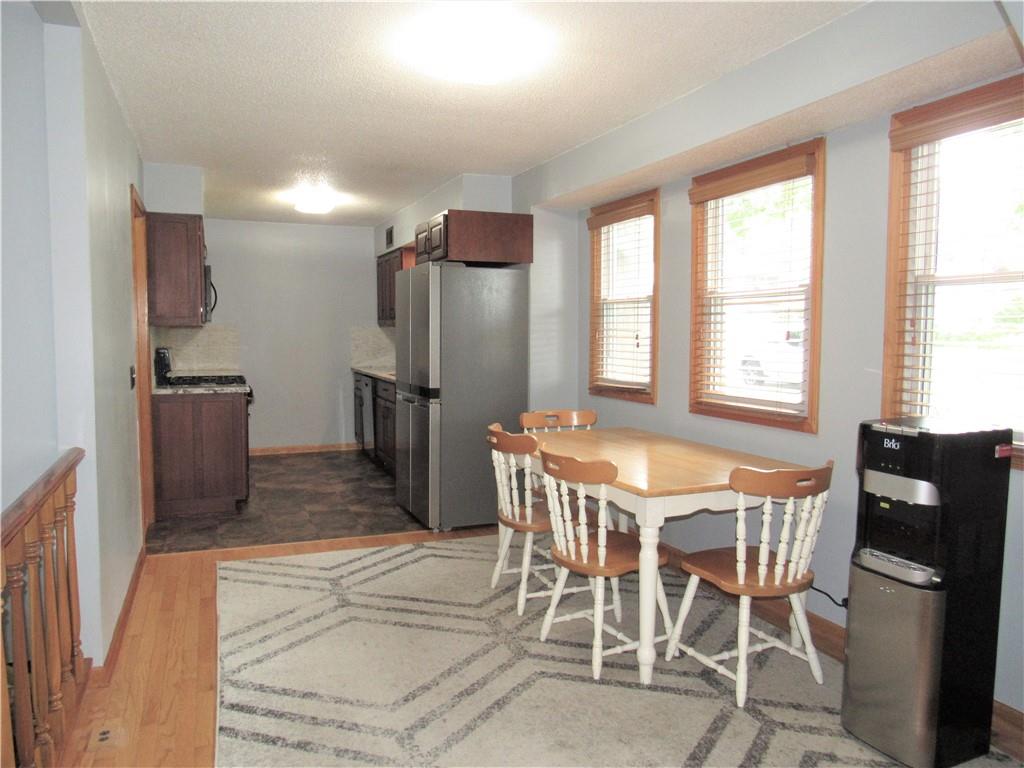 Photo 6 of 605 E Johnston Street