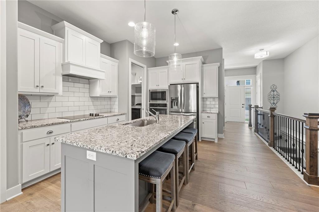Photo 5 of 17418 S Raintree Drive