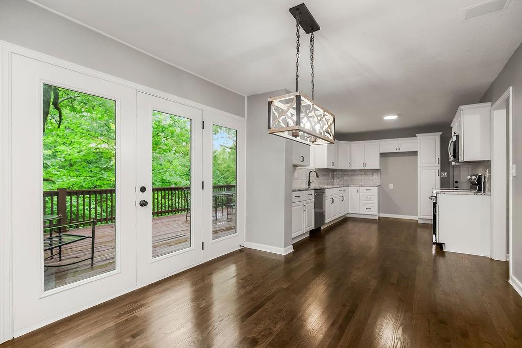Photo 7 of 6807 N Walnut Street