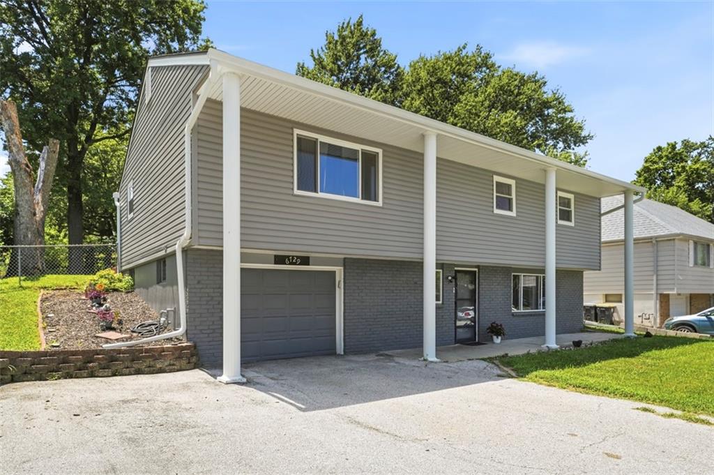 Photo 3 of 6729 NE Cotter Avenue