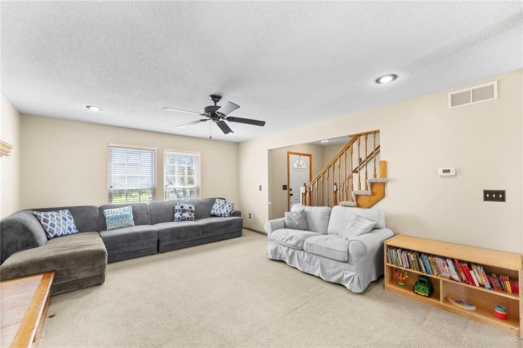 Photo 5 of 21240 W 226th Street