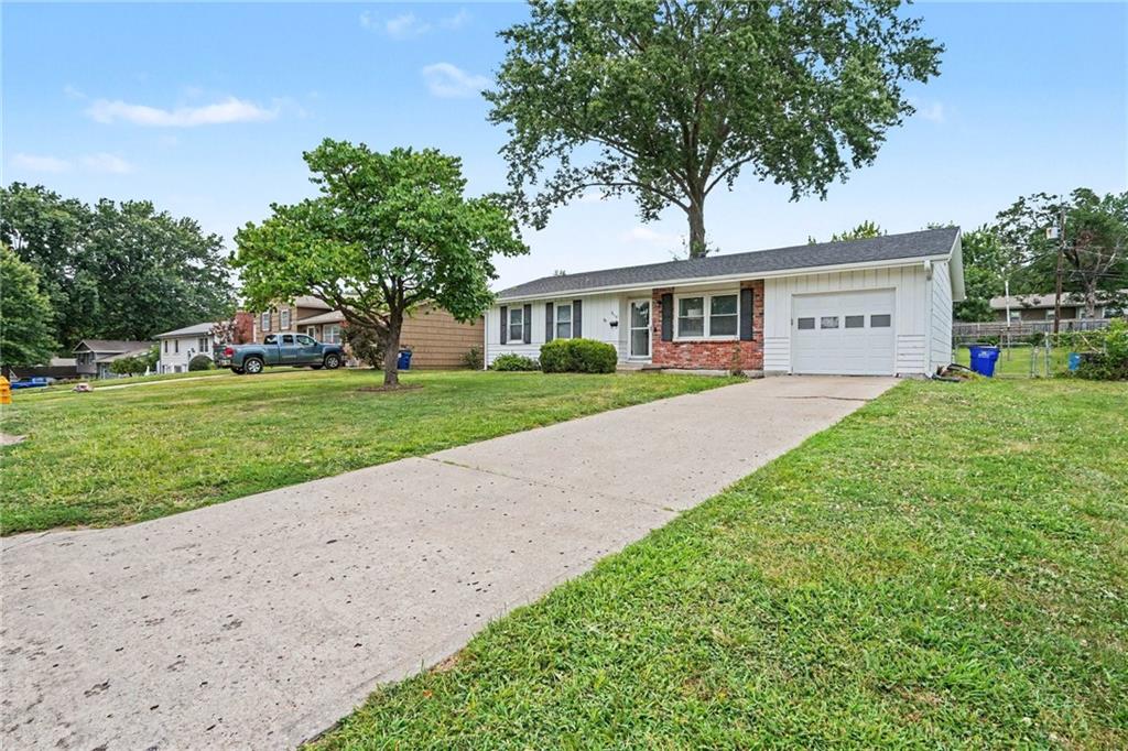 Photo 4 of 3110 NE 66TH Street