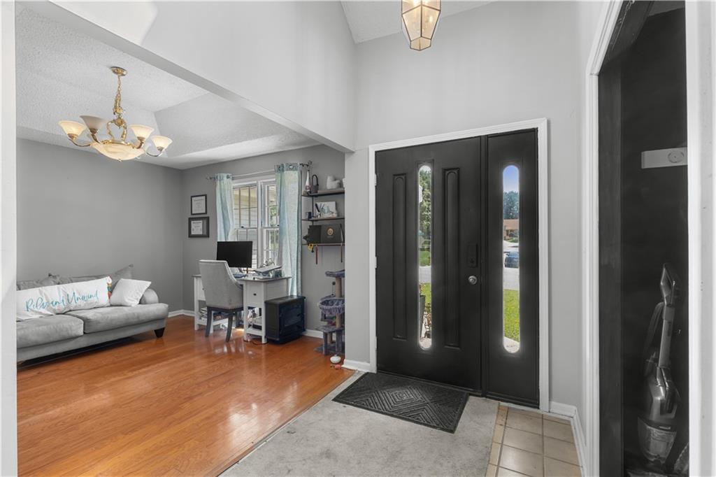 Photo 4 of 6516 Rosehill Road