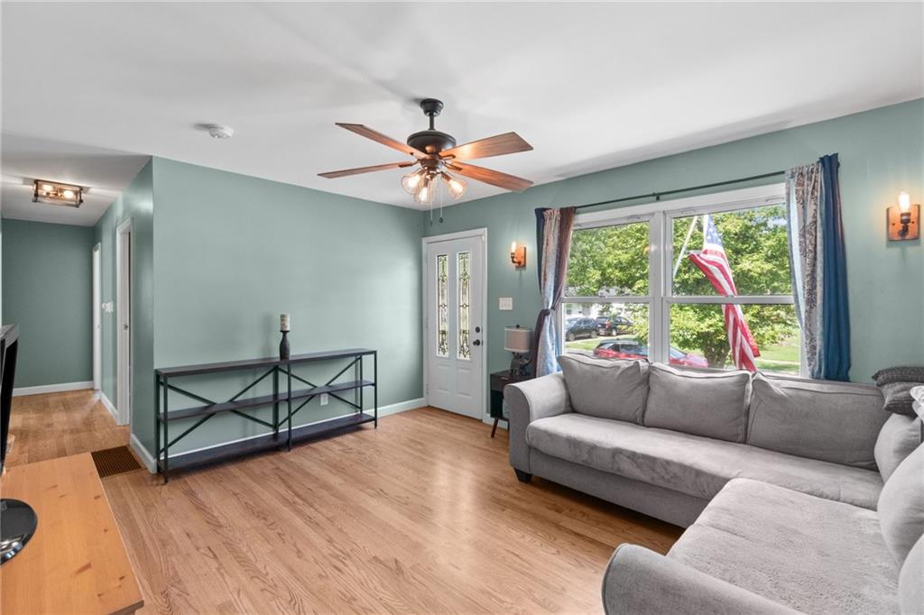 Photo 6 of 1717 Ellison Way
