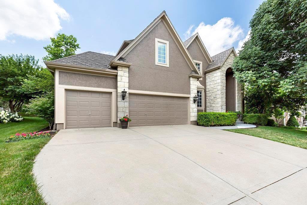 Photo of 14904 Woodson Street in Overland Park, KS
