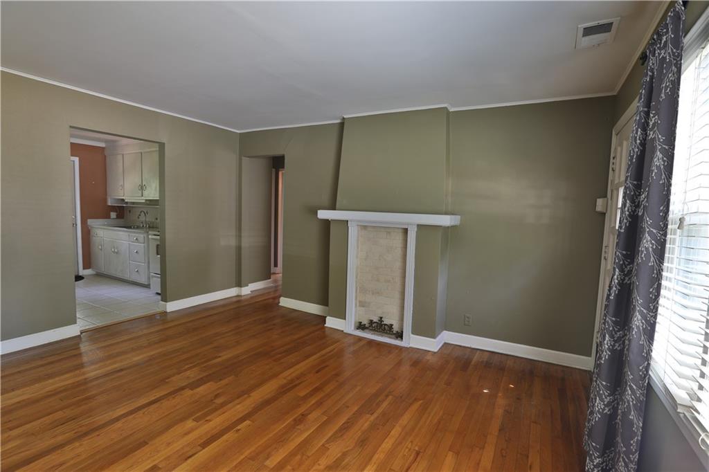 Photo 2 of 4813 Canterbury Street