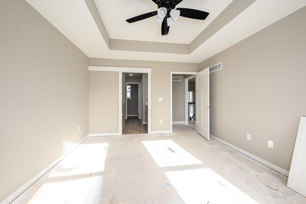 Photo 7 of 15589 Sheridan Court