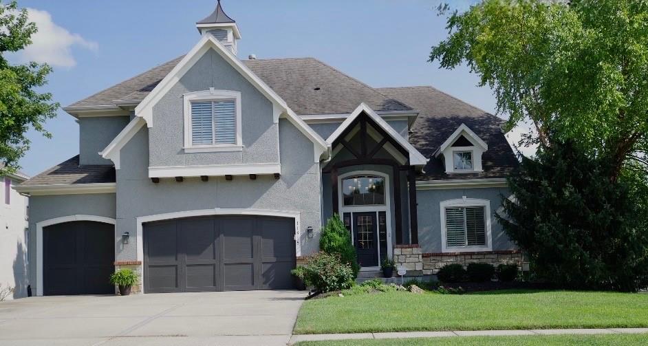 Photo of 11515 W 165th Terrace in Overland Park, KS
