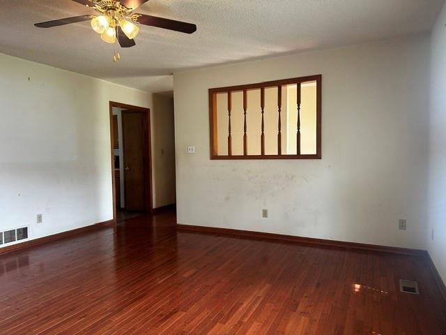 Photo 7 of 1000 6th Avenue