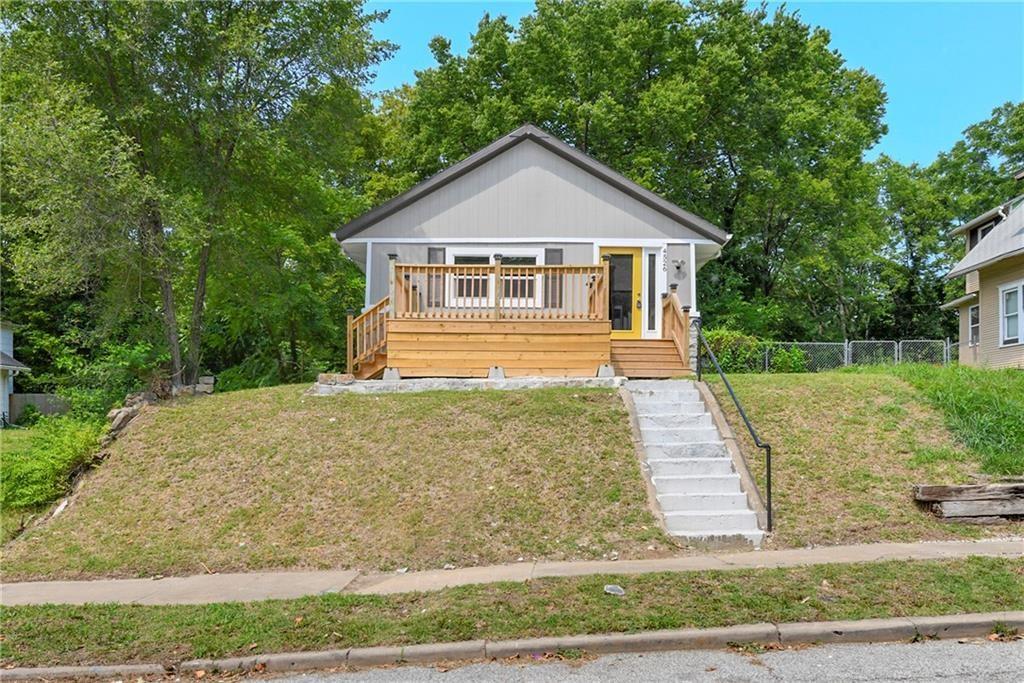 Photo of 4526 Park Avenue