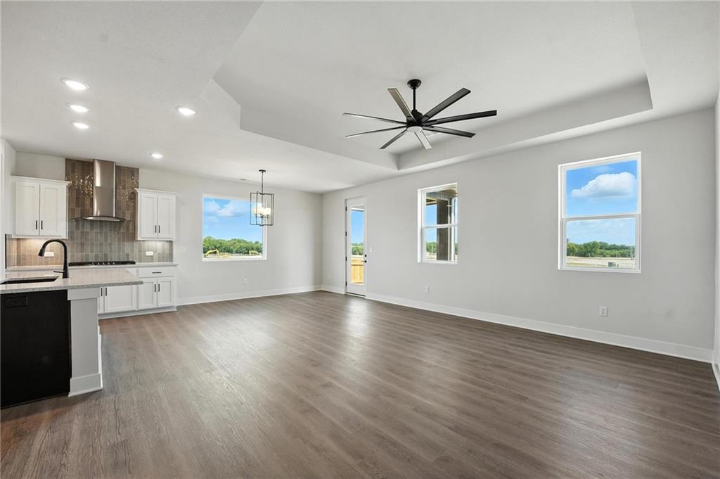 Photo of 1415 N 163rd Circle