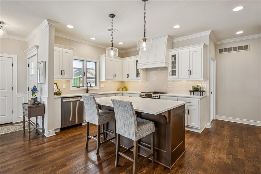 Photo 7 of 11413 S Waterford Drive