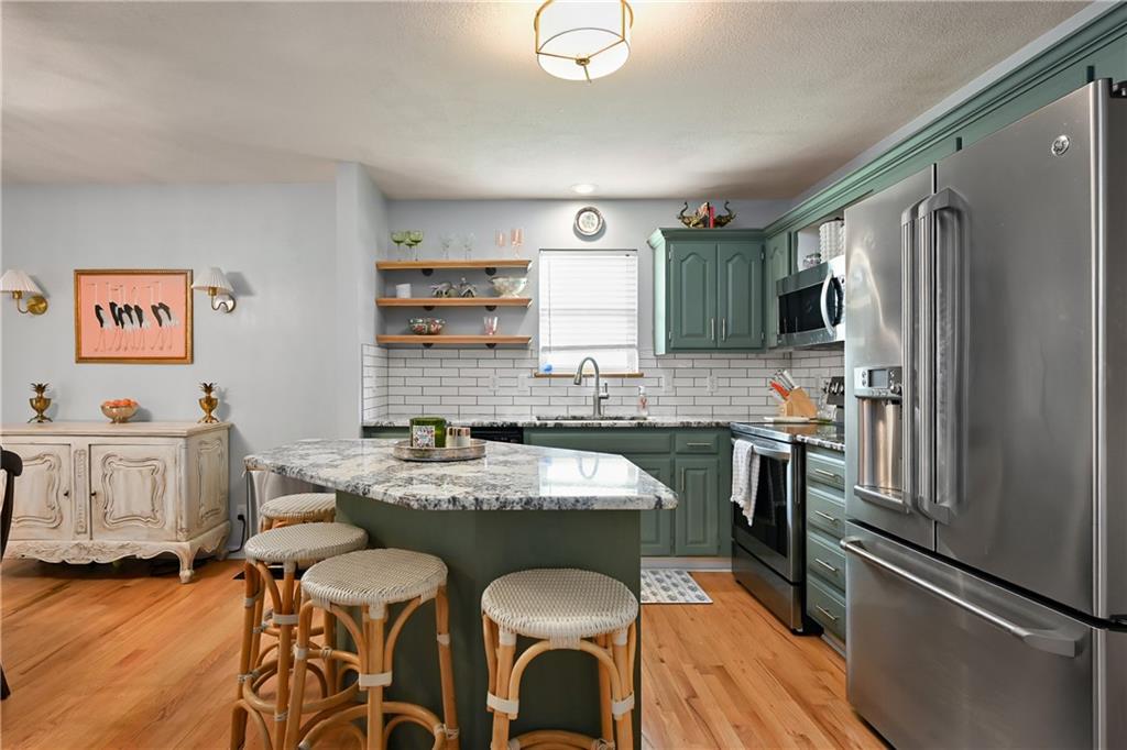 Photo 7 of 1603 Cove Drive