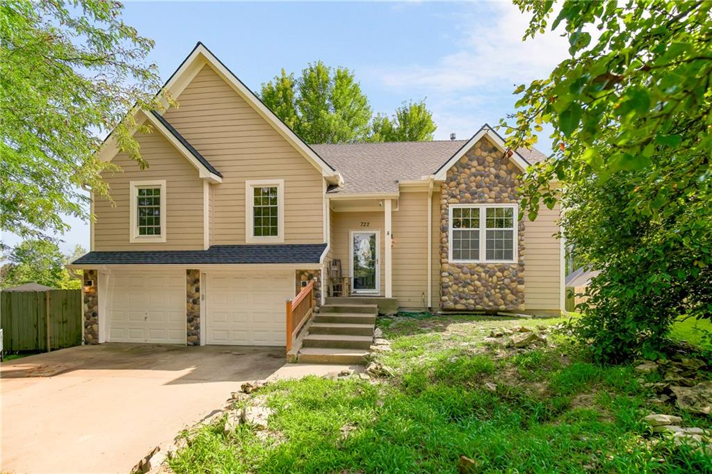 Photo of 722 Bittersweet Road