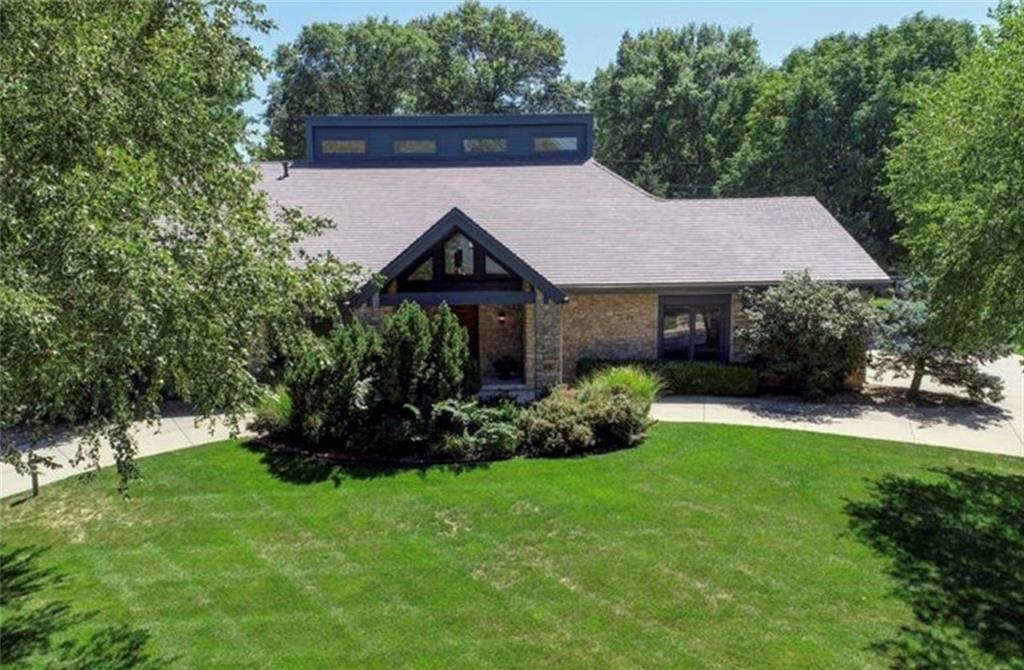 Photo of 12639 Juniper Circle in Leawood, KS