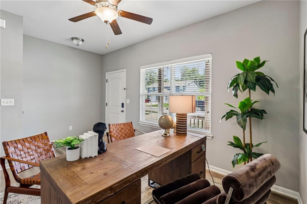 Photo 7 of 802 Pampas Street